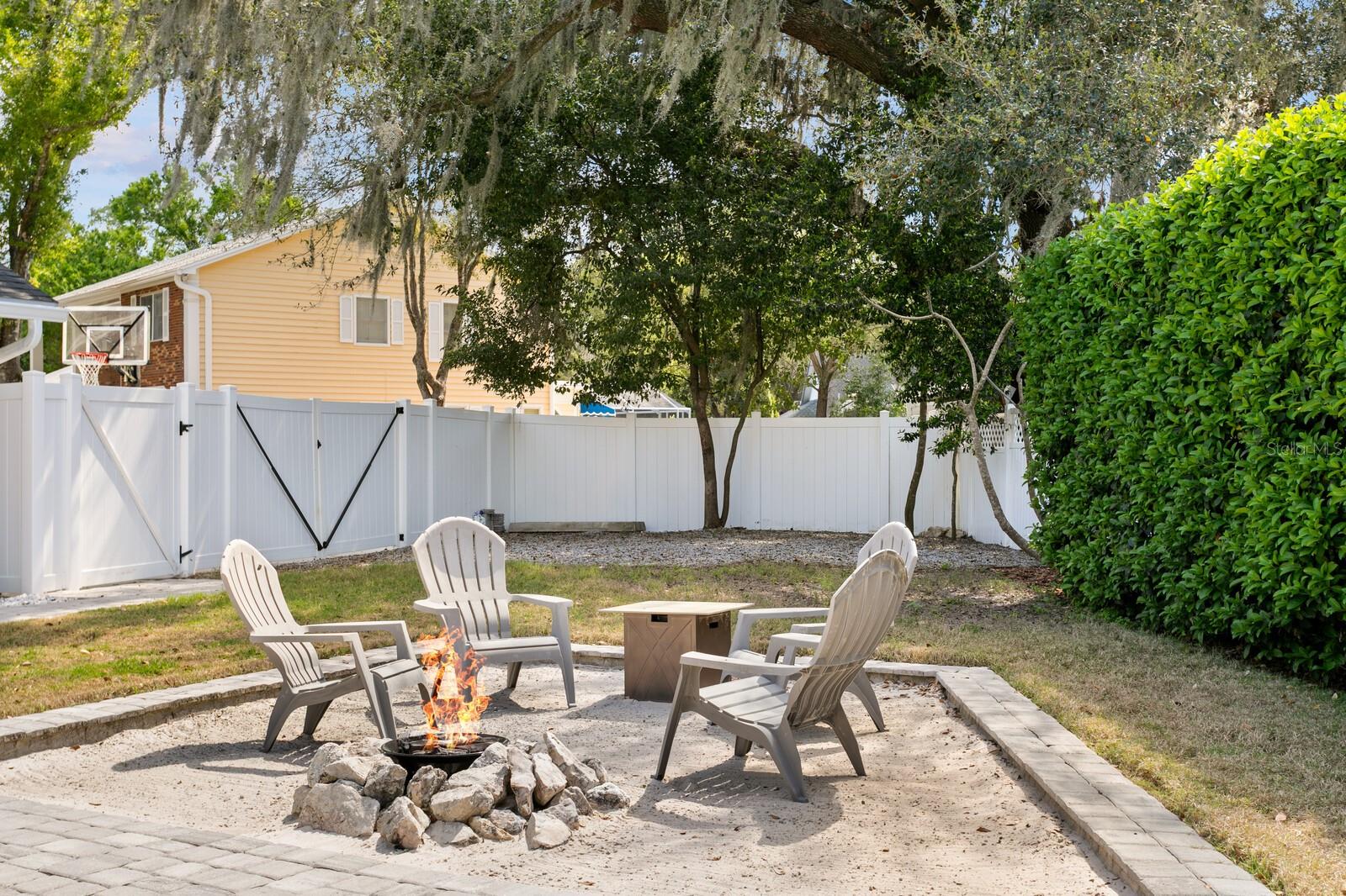 6404 JOSEPHINE ARBOR PL