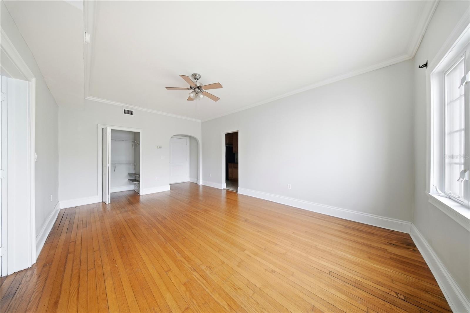 2117 W DEKLE AVE #G1