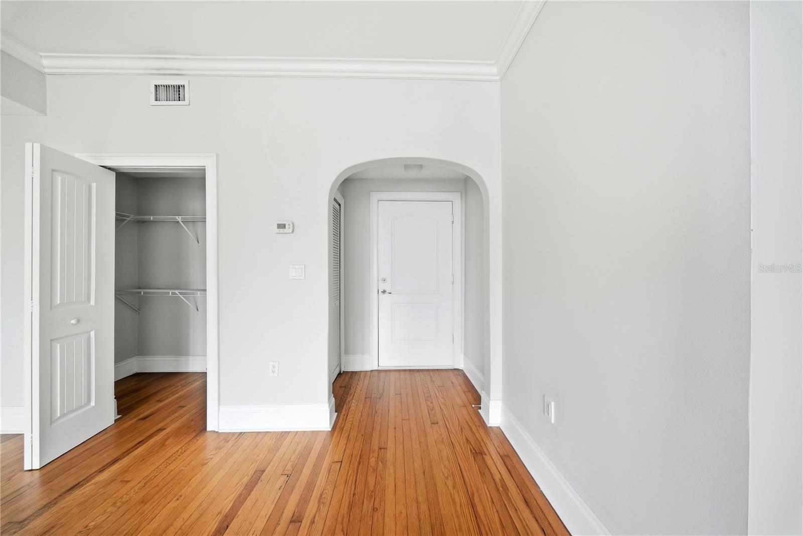 2117 W DEKLE AVE #G1