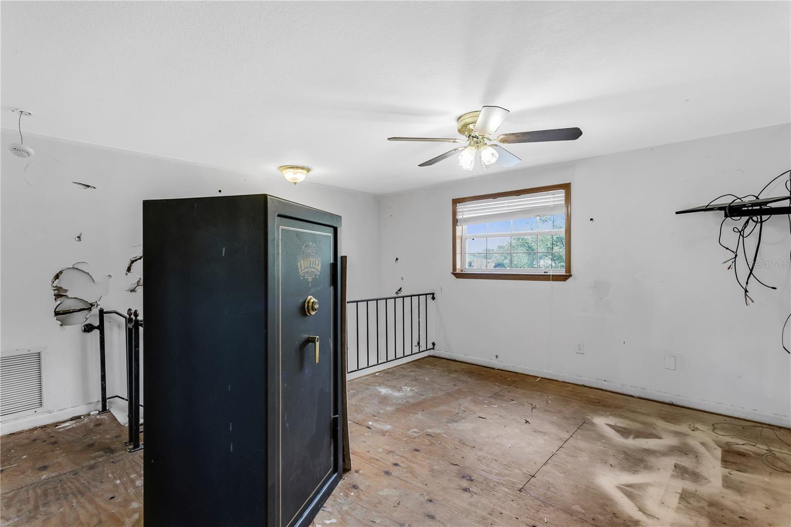 6734 TWELVE OAKS BLVD