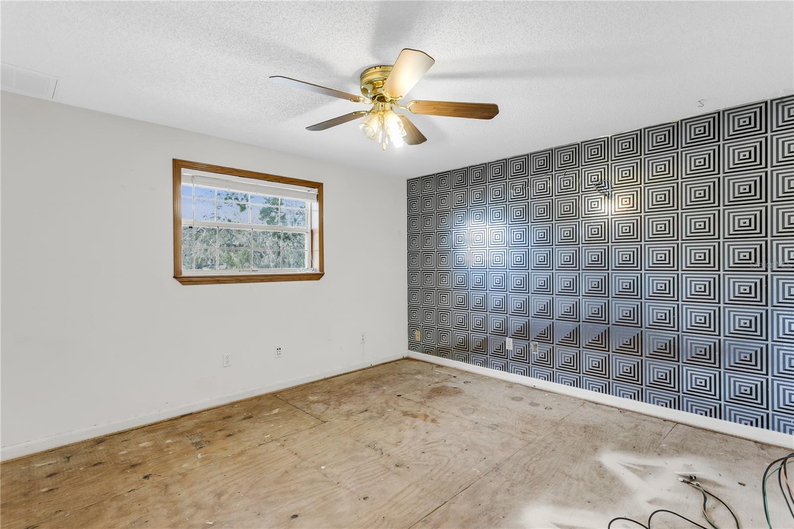 6734 TWELVE OAKS BLVD