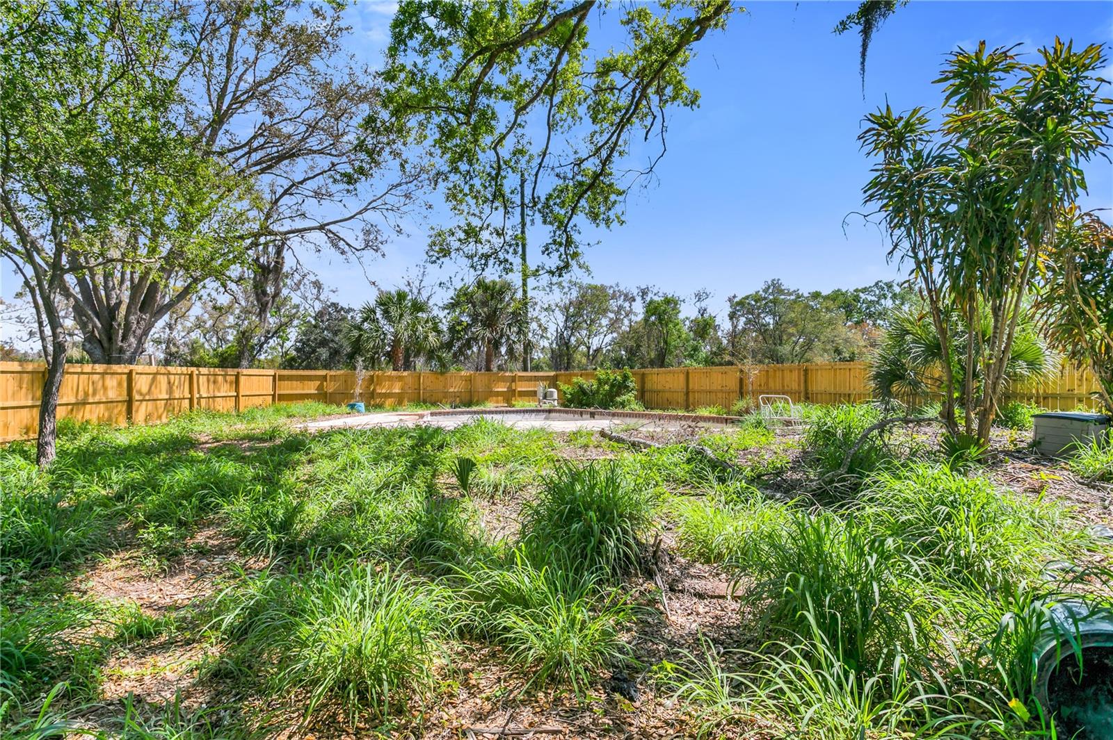 6734 TWELVE OAKS BLVD