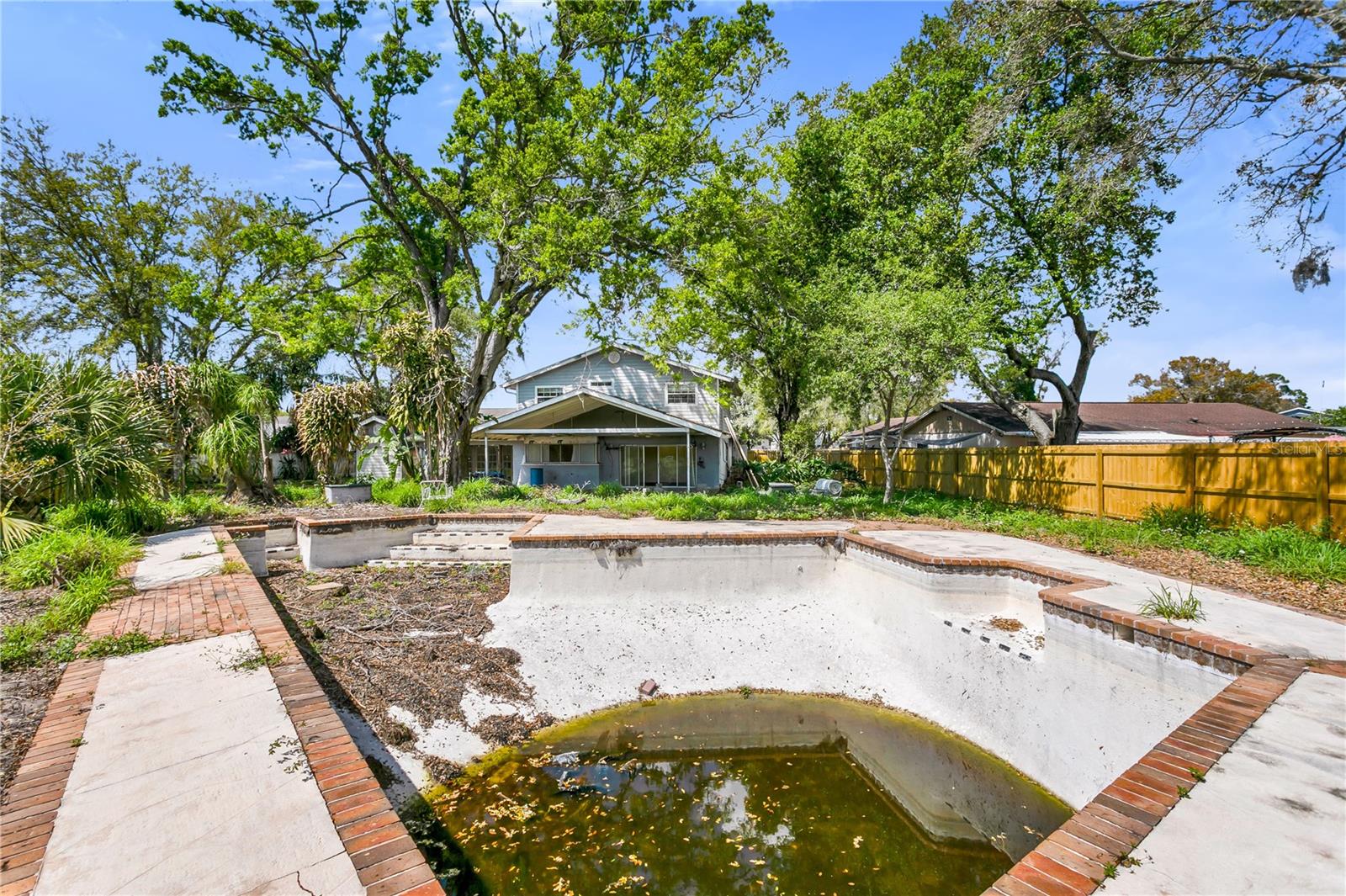 6734 TWELVE OAKS BLVD