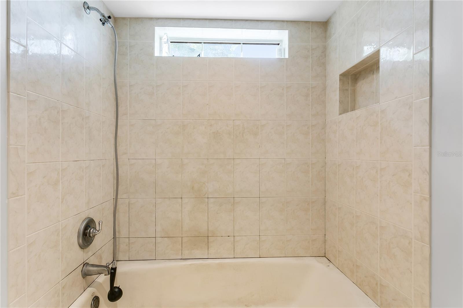 6734 TWELVE OAKS BLVD