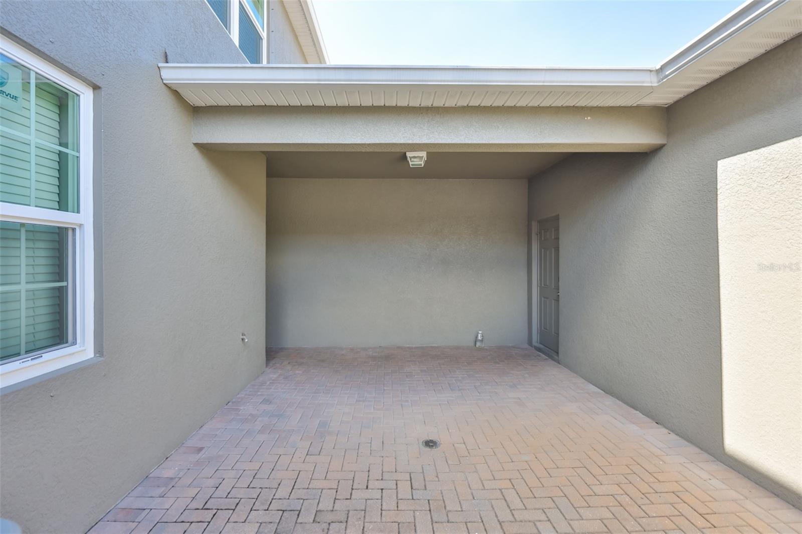 6330 LANTERN VIEW PL