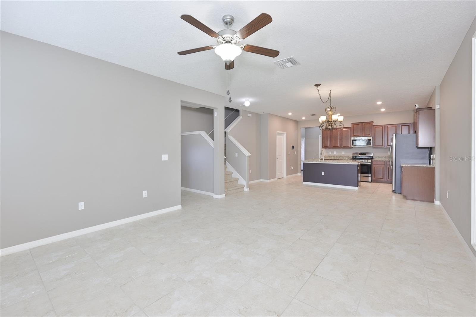 6330 LANTERN VIEW PL