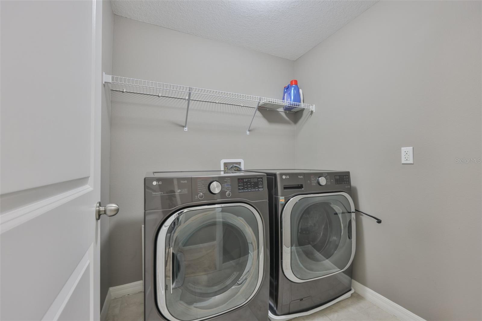 6330 LANTERN VIEW PL