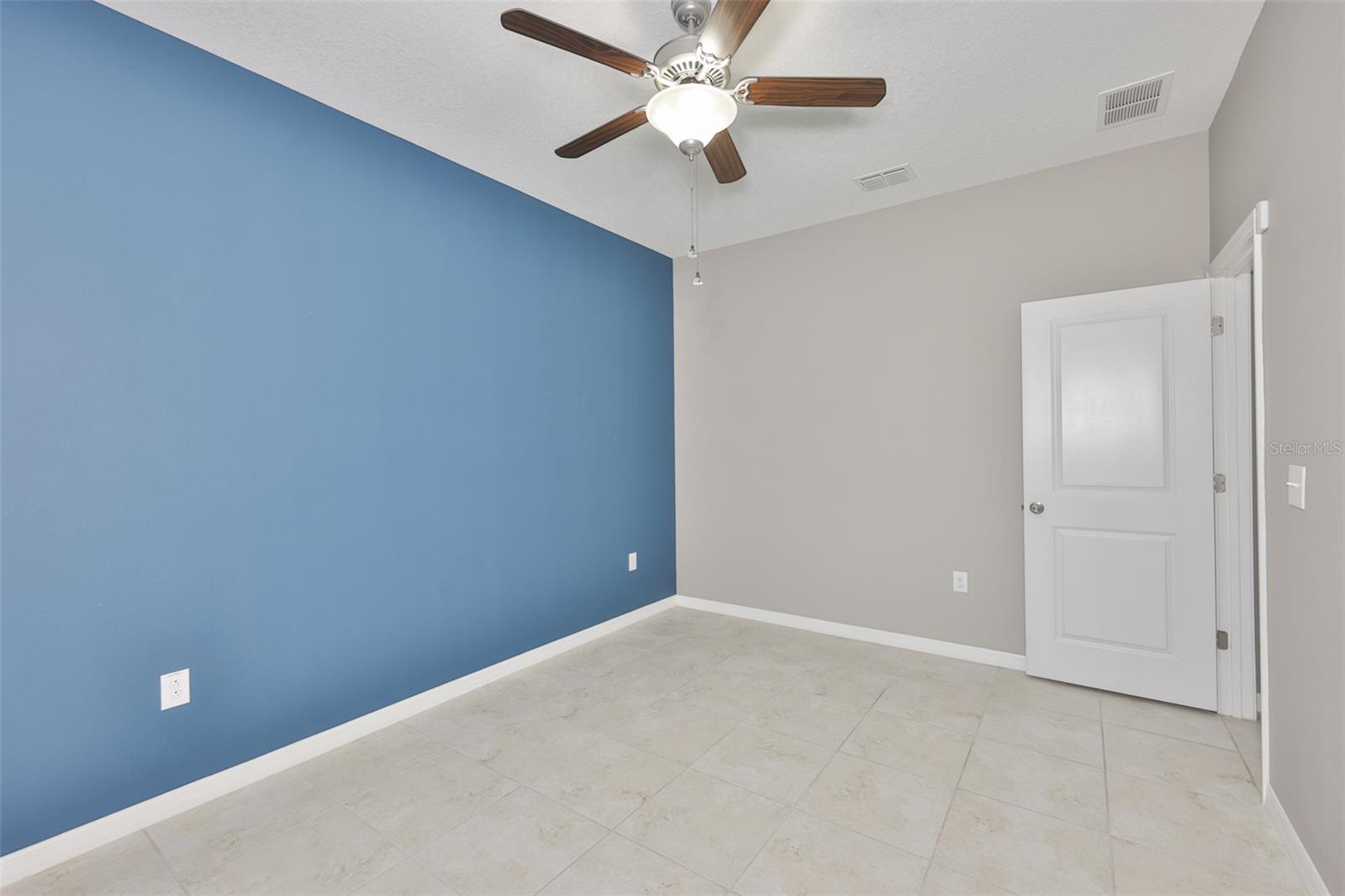 6330 LANTERN VIEW PL