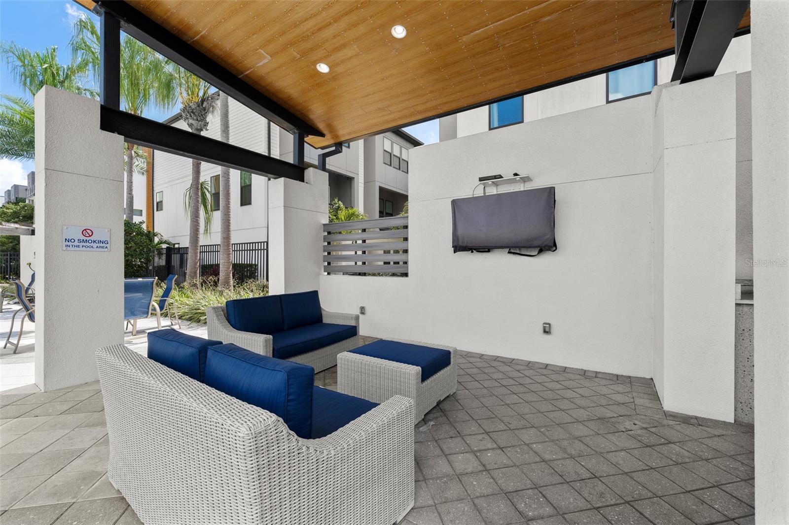 2511 N GRADY AVE #19