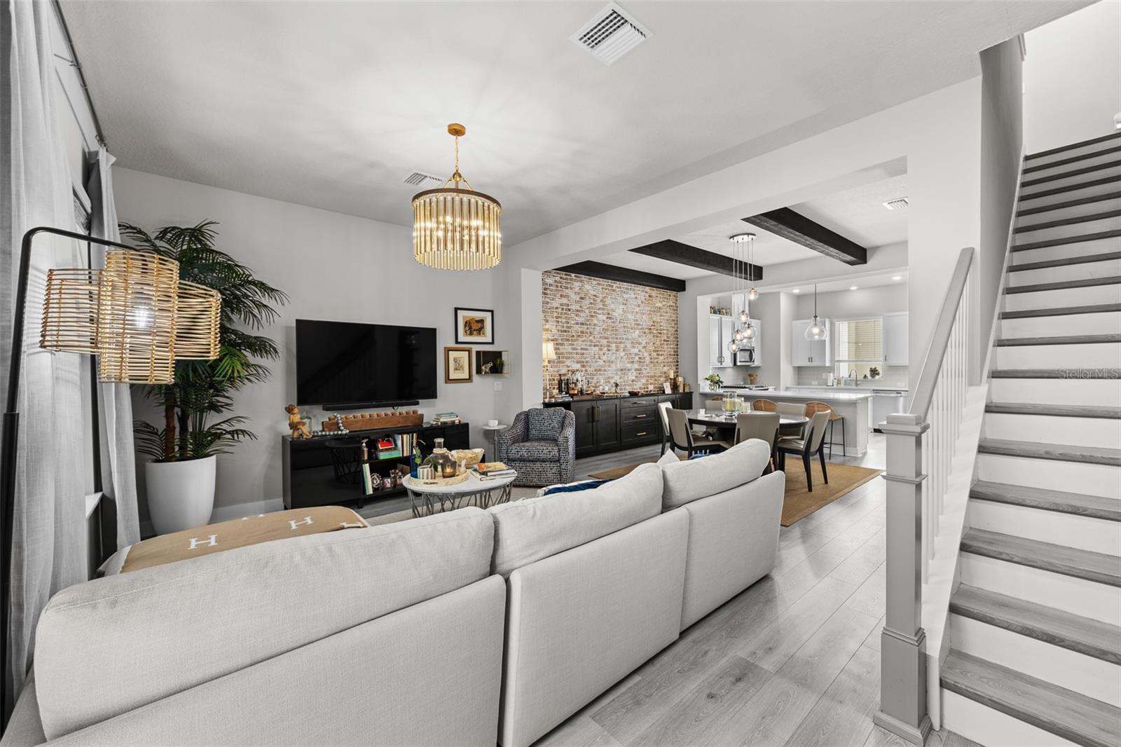 2511 N GRADY AVE #19