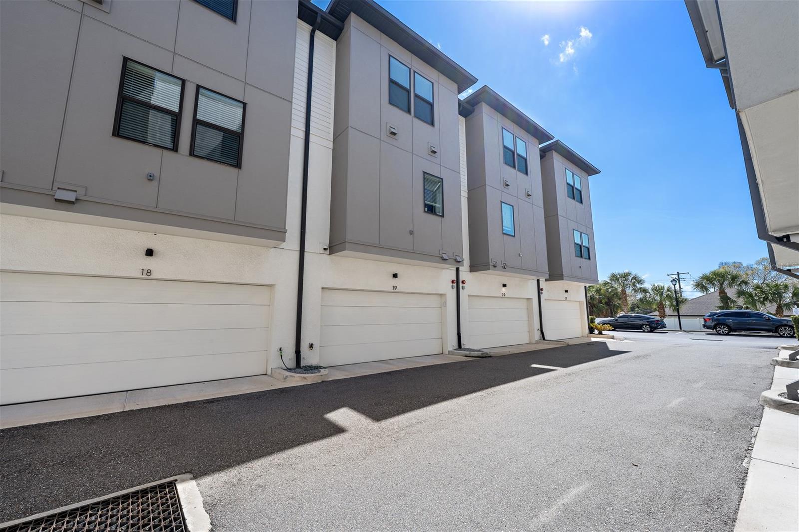 2511 N GRADY AVE #19