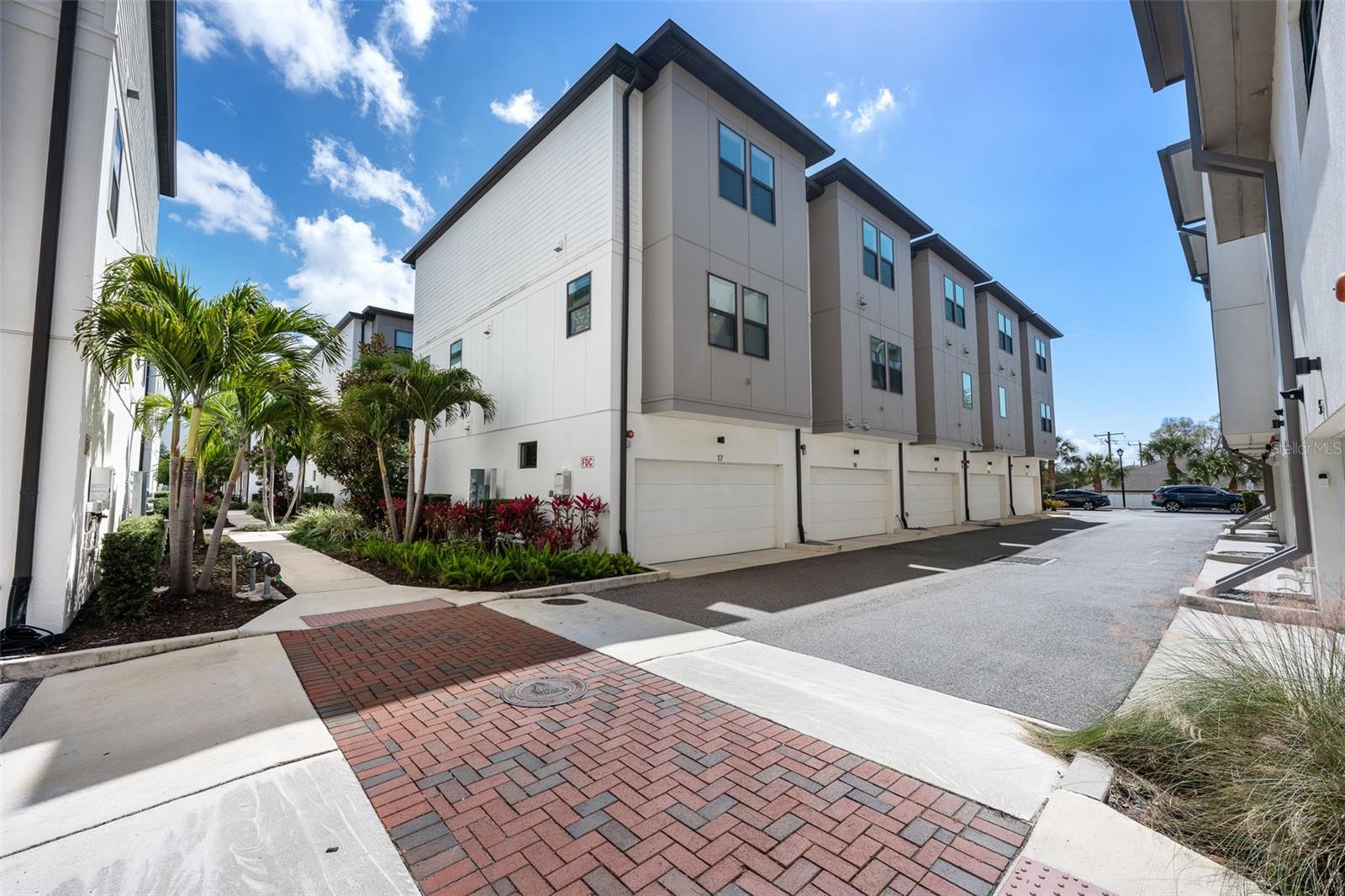 2511 N GRADY AVE #19