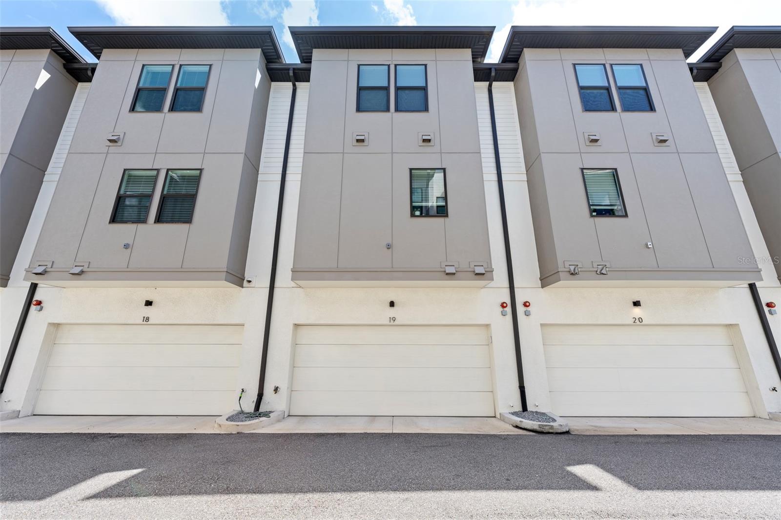 2511 N GRADY AVE #19