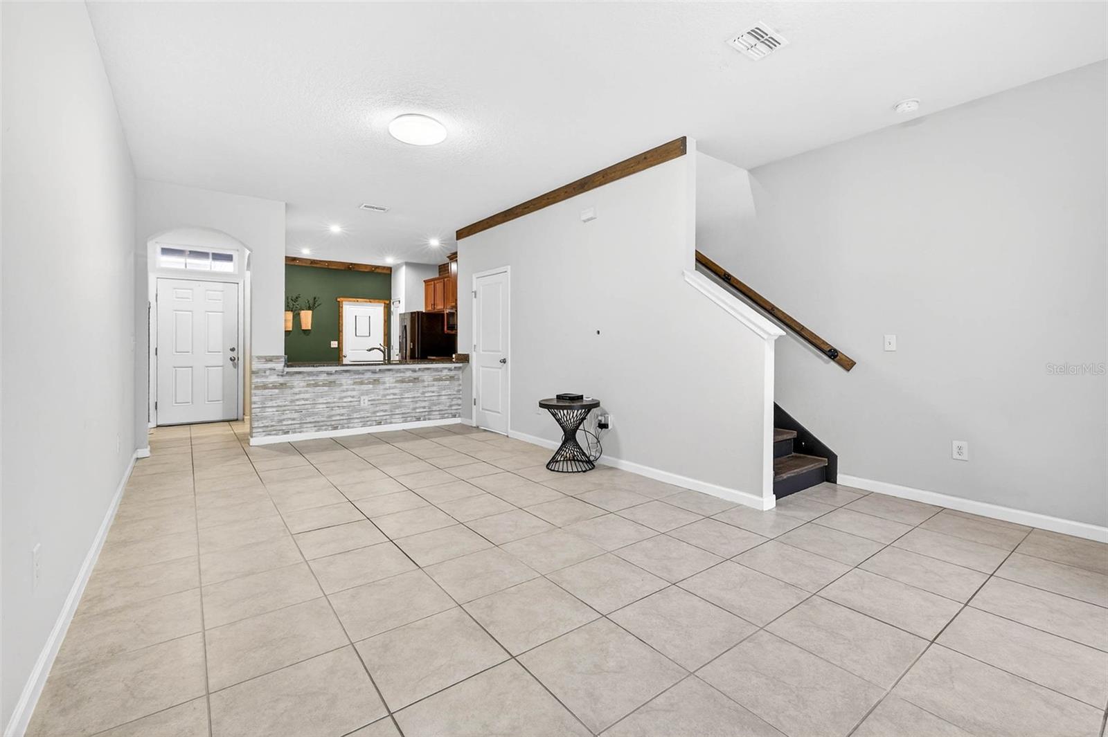 2140 LACEFLOWER DR