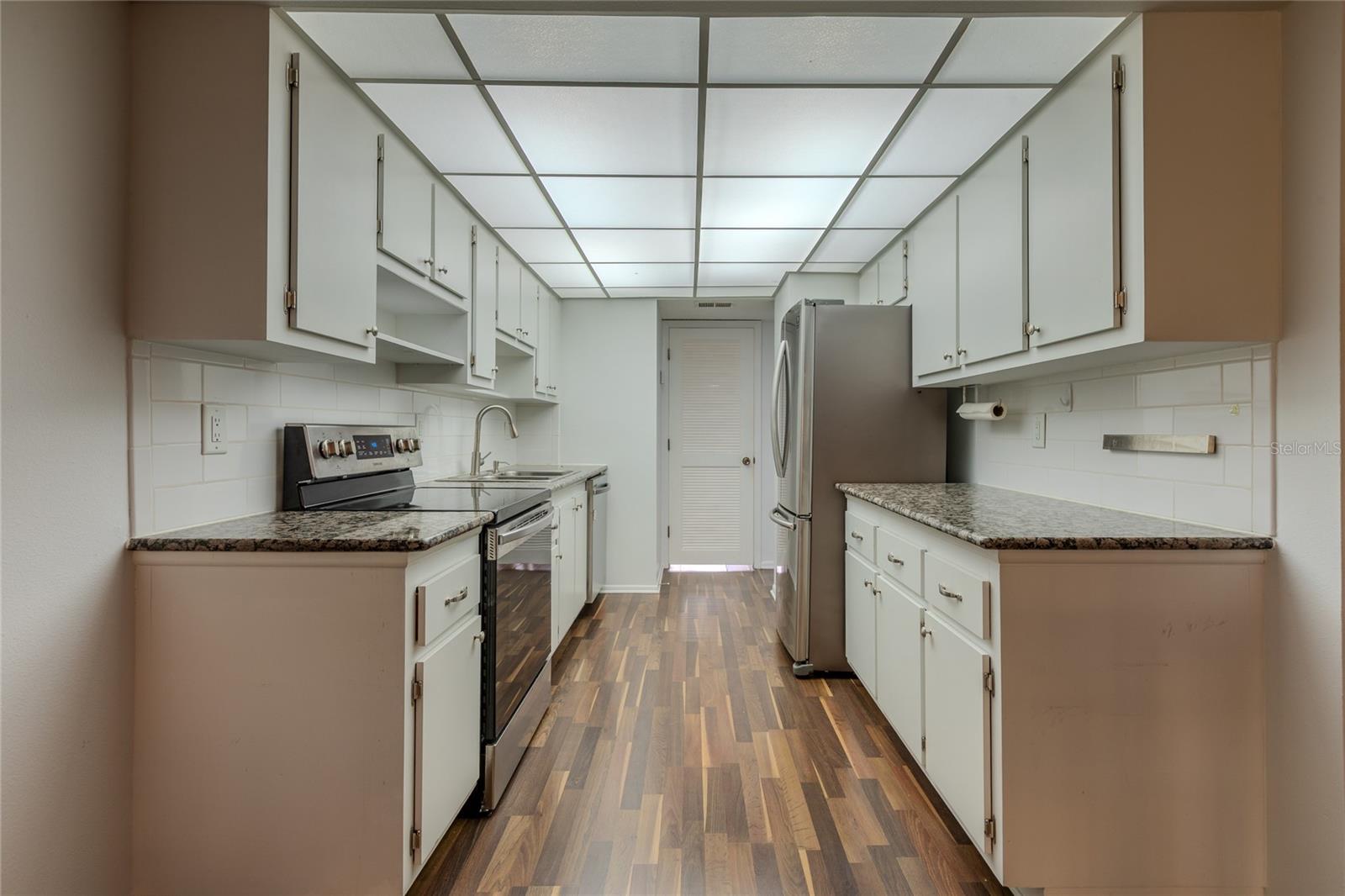 305 30TH AVE W #A208