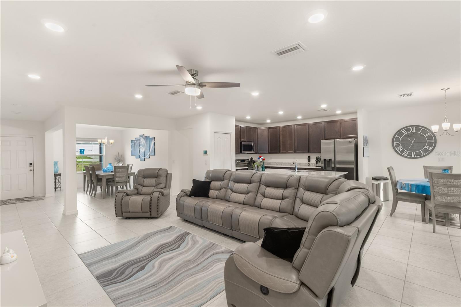 6426 GRAPEWOOD RD
