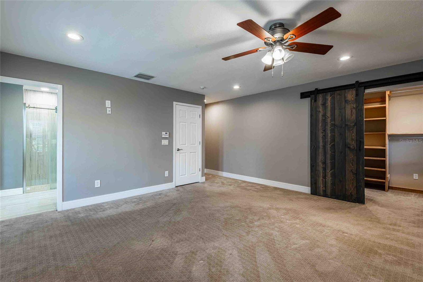 601 COLEBROOK CT