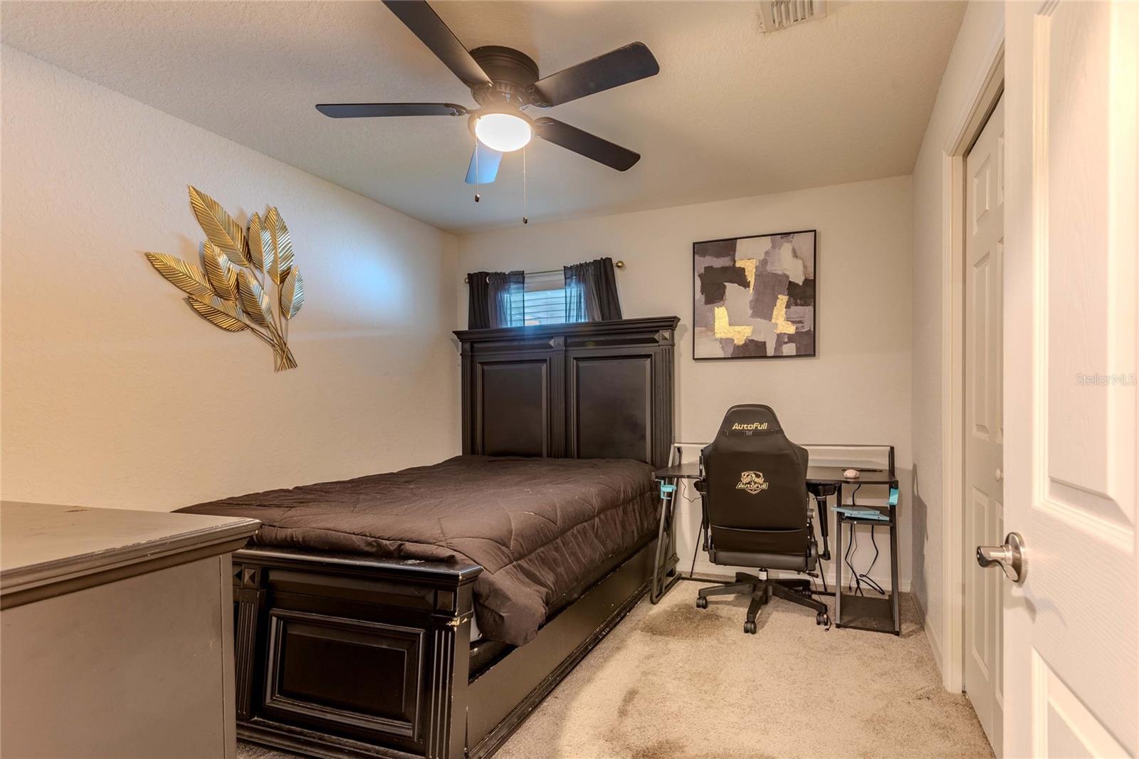 6896 PEBBLEBROOKE WAY