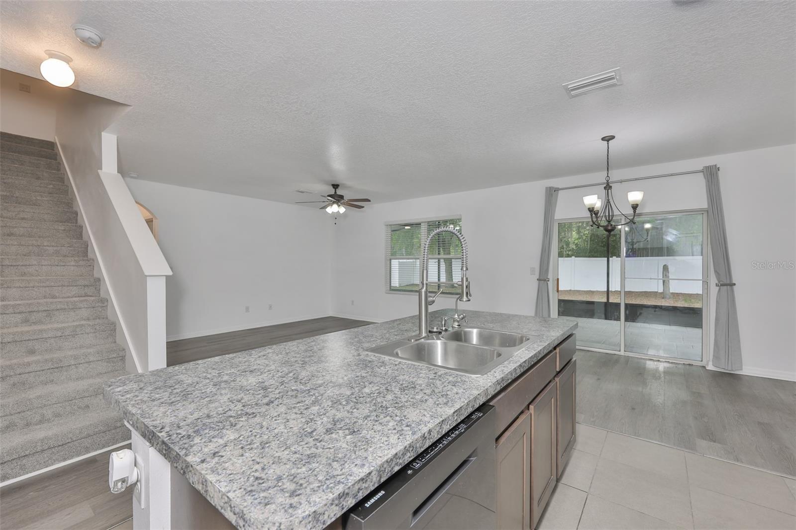 5461 MAGDALENE WAY