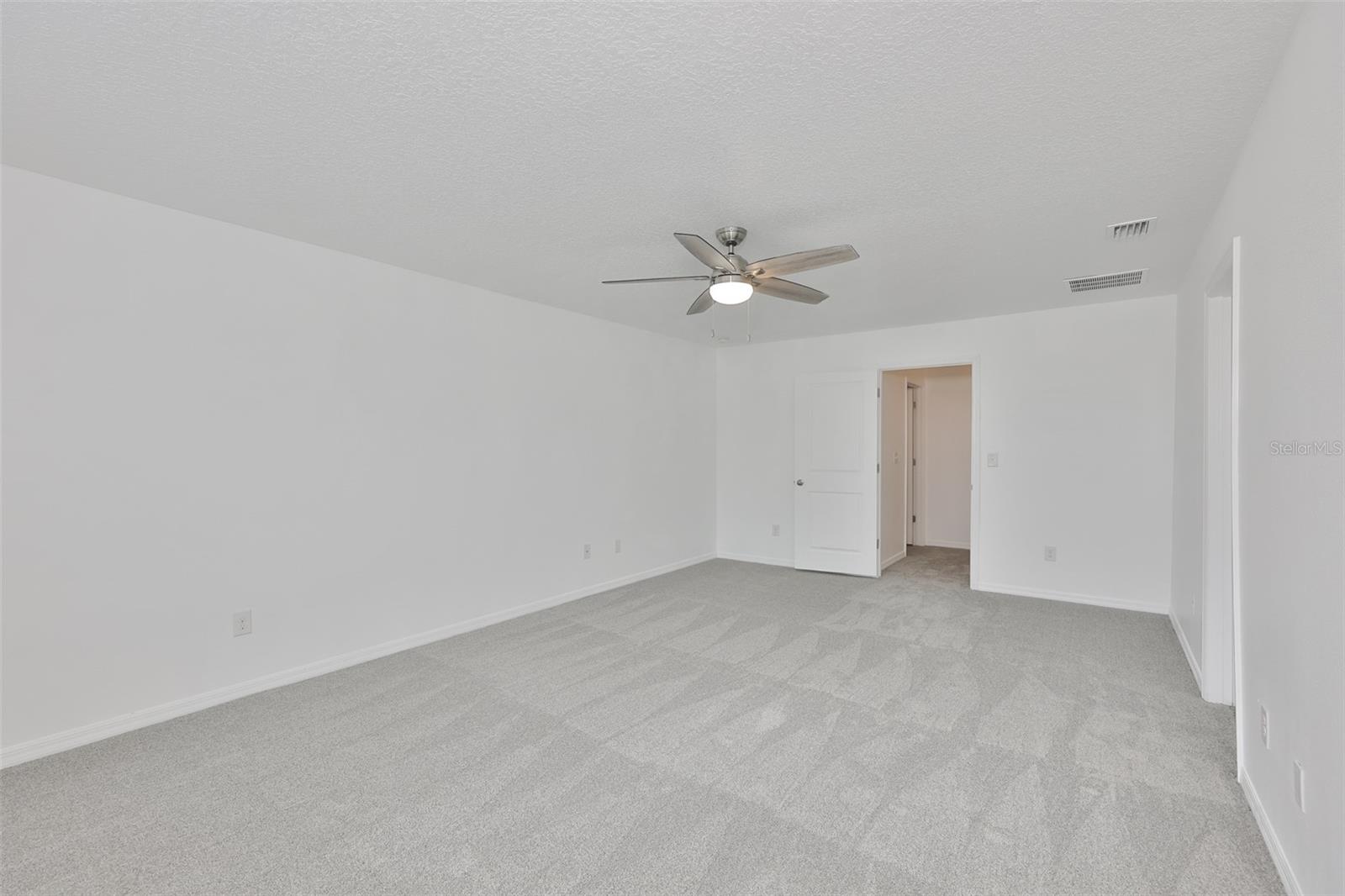 5461 MAGDALENE WAY