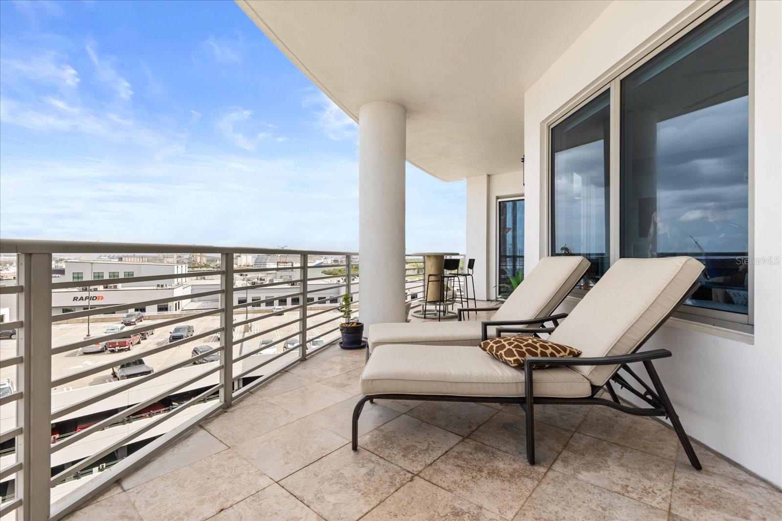 1209 E CUMBERLAND AVE #807