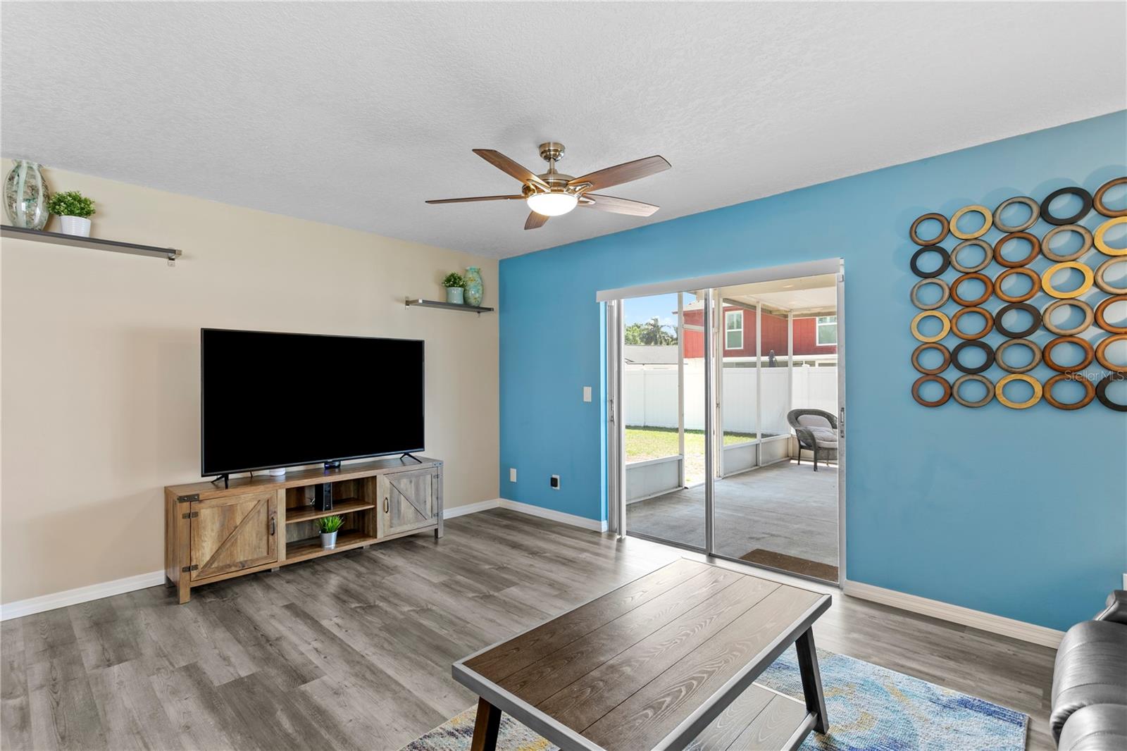 6404 HEATHER MOOR CT