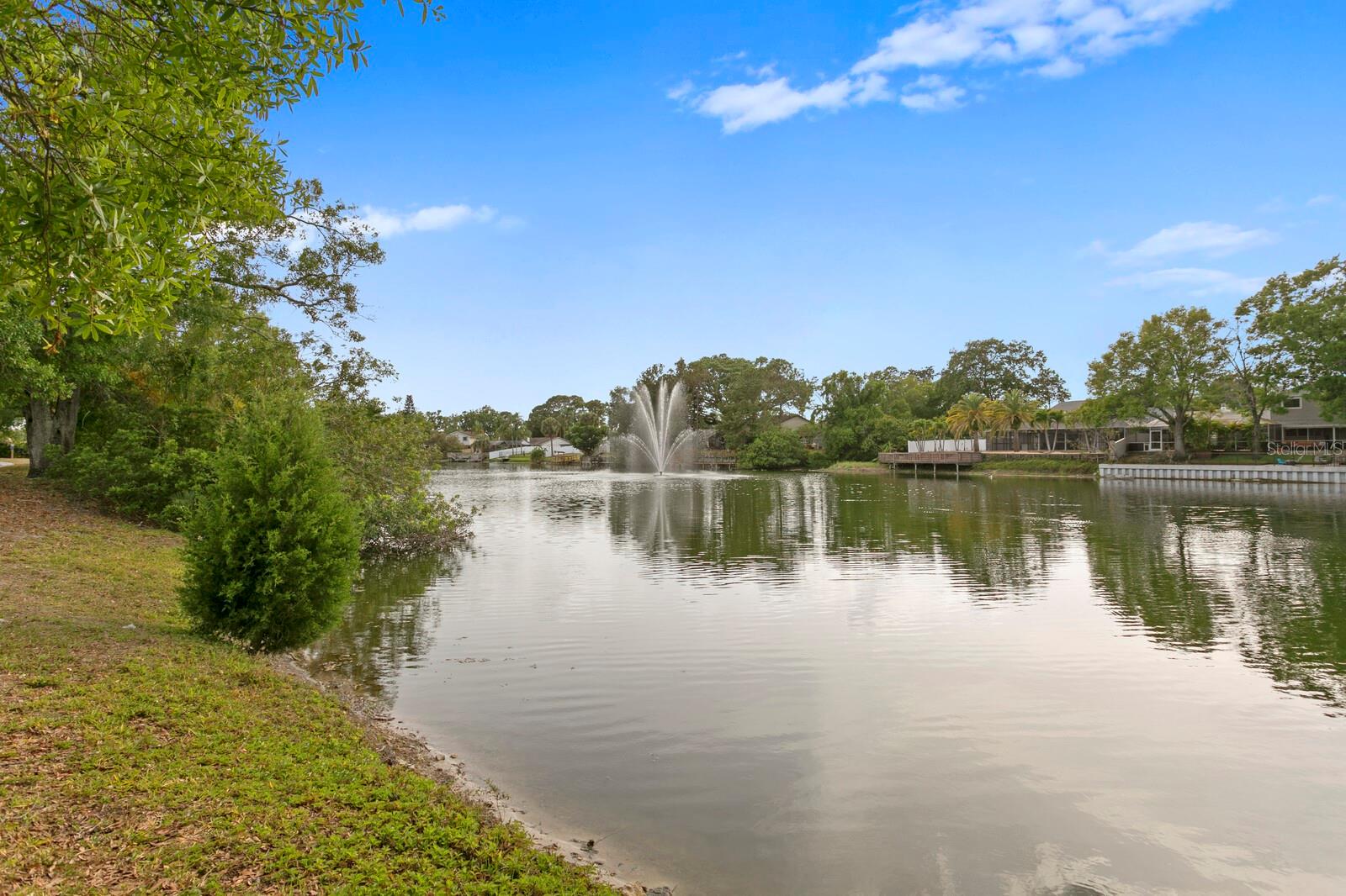 6404 HEATHER MOOR CT
