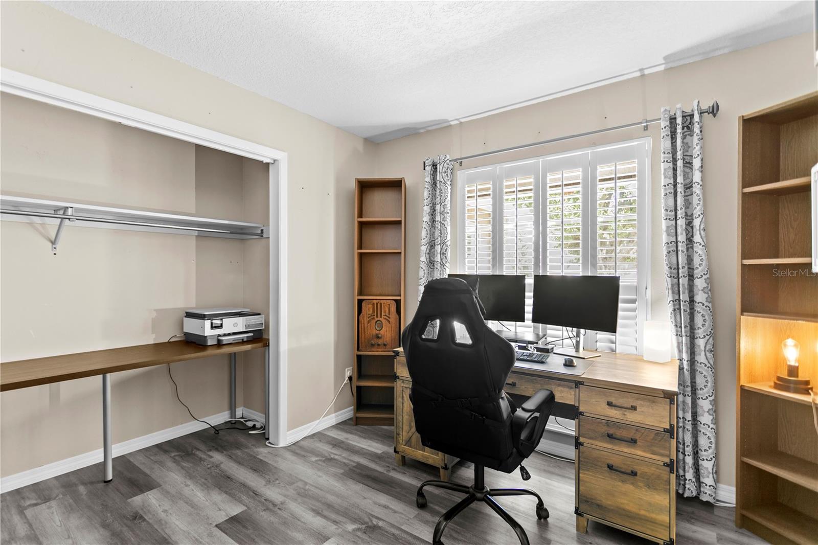 6404 HEATHER MOOR CT