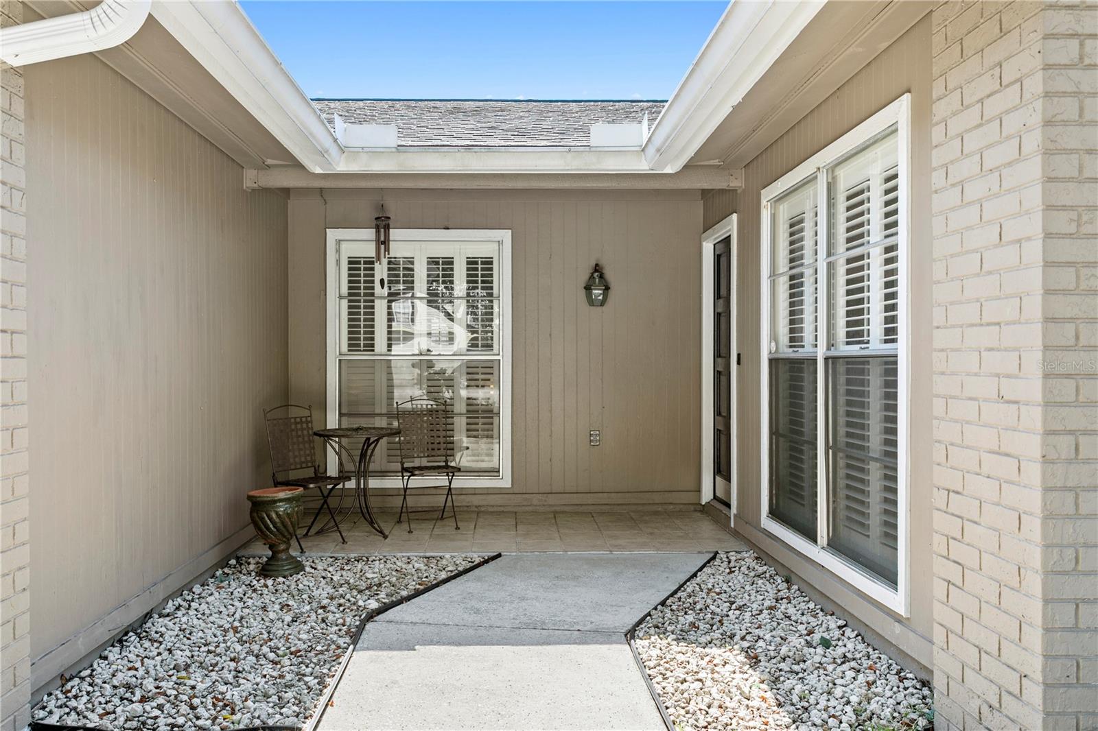 6404 HEATHER MOOR CT