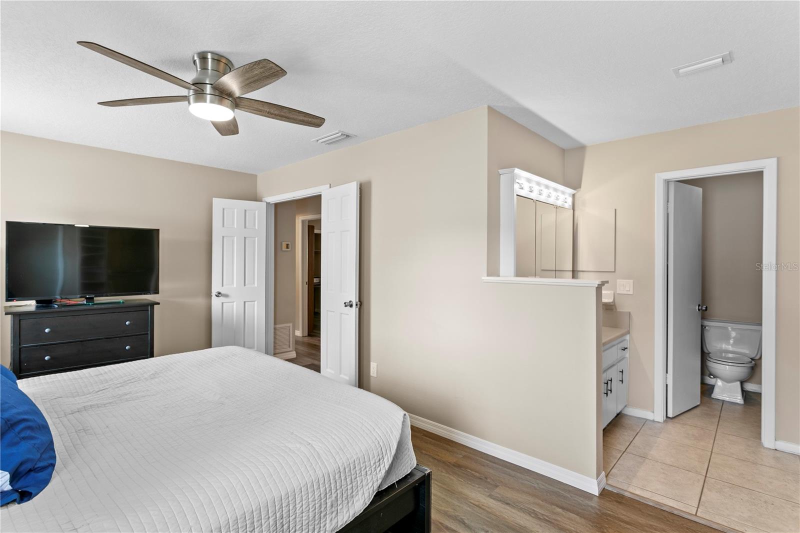 6404 HEATHER MOOR CT