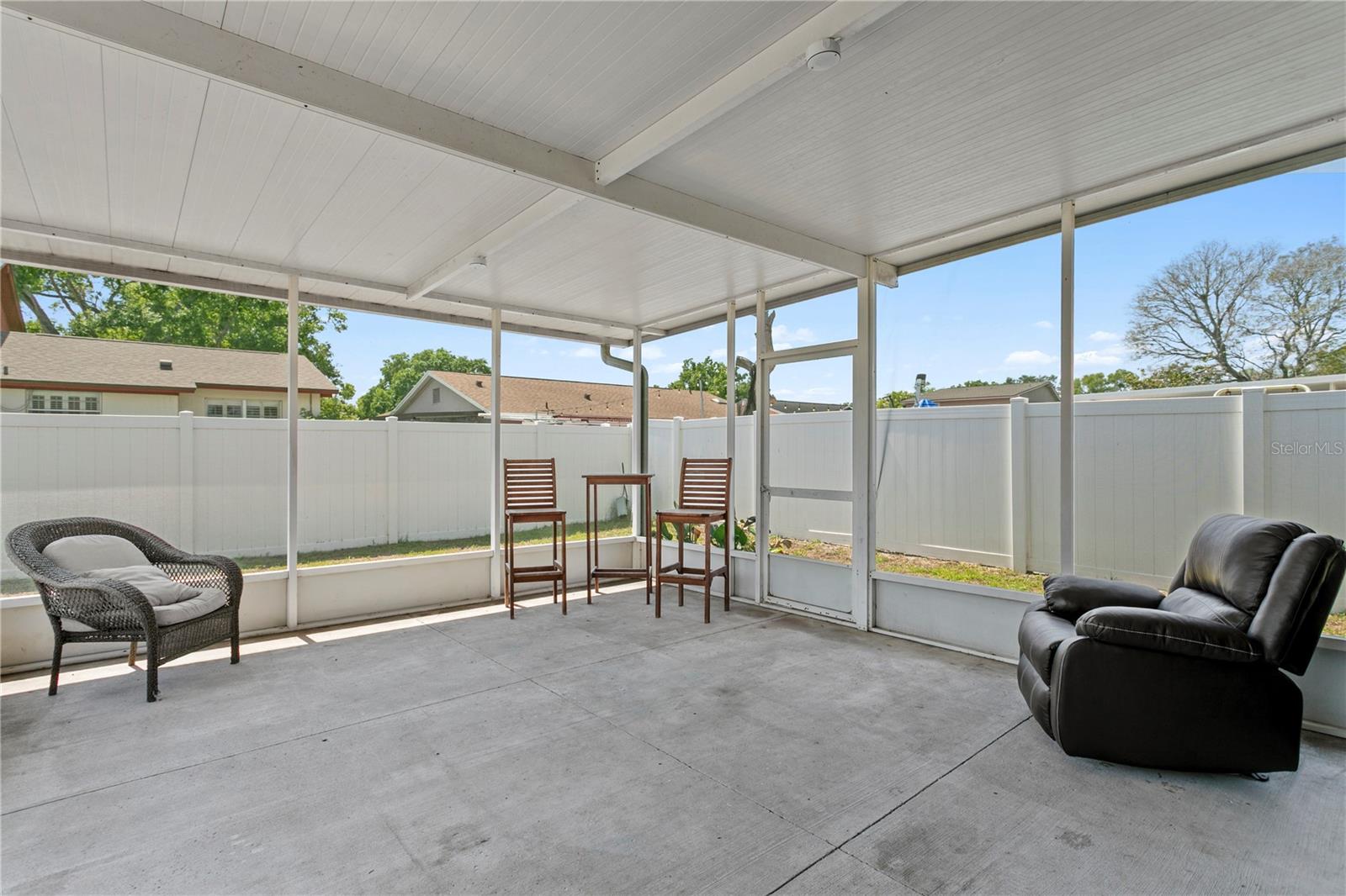 6404 HEATHER MOOR CT