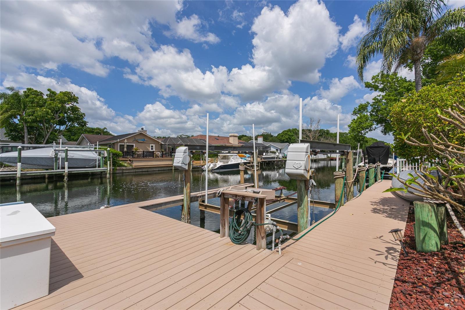 6104 SCHOONER WAY