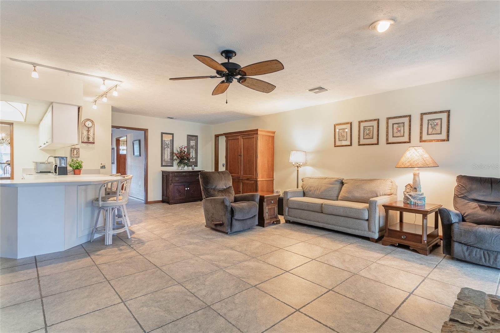6104 SCHOONER WAY