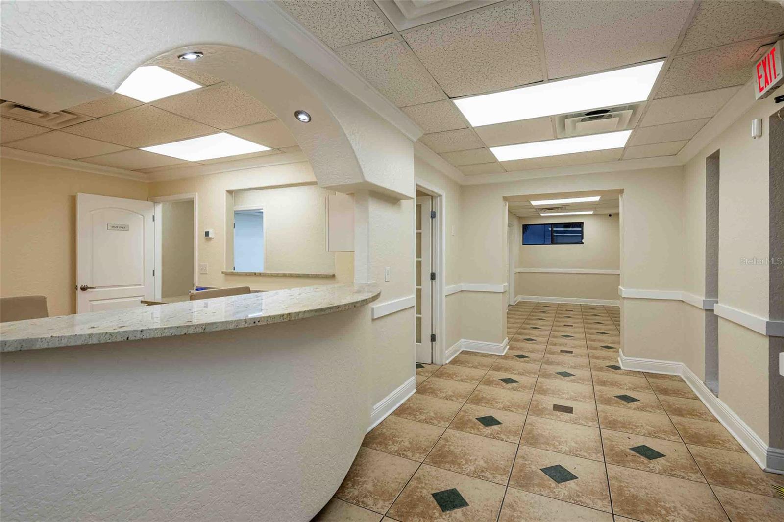4109 N ARMENIA