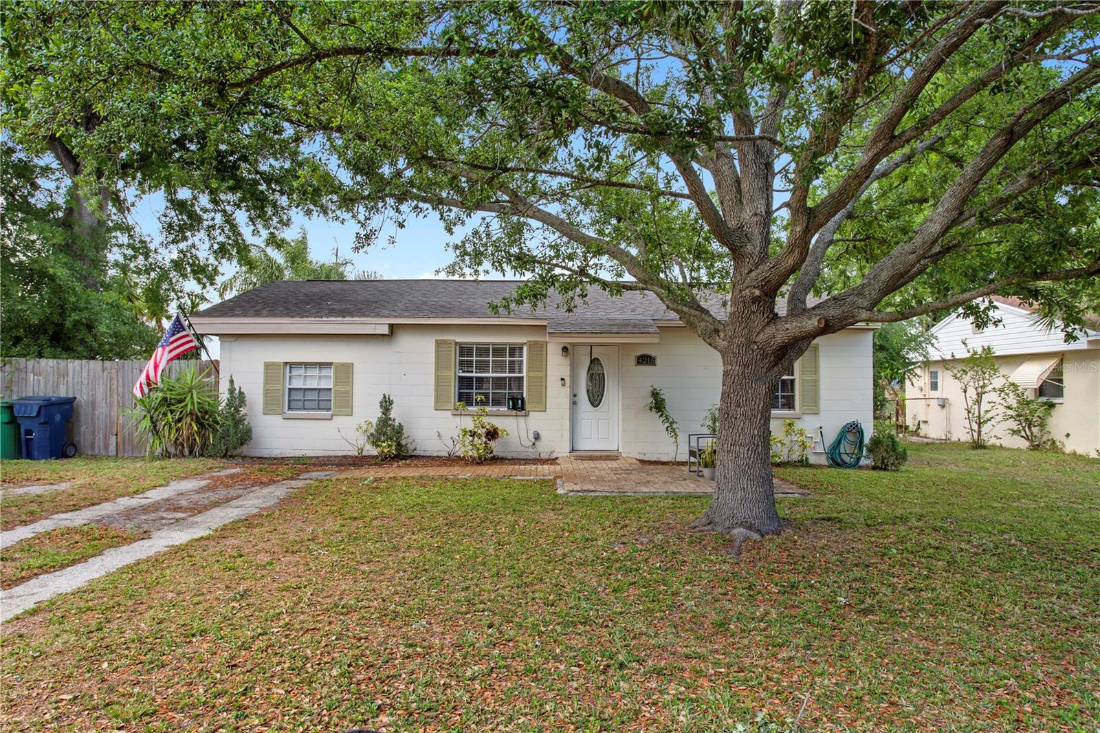 4215 W BAY VISTA AVE