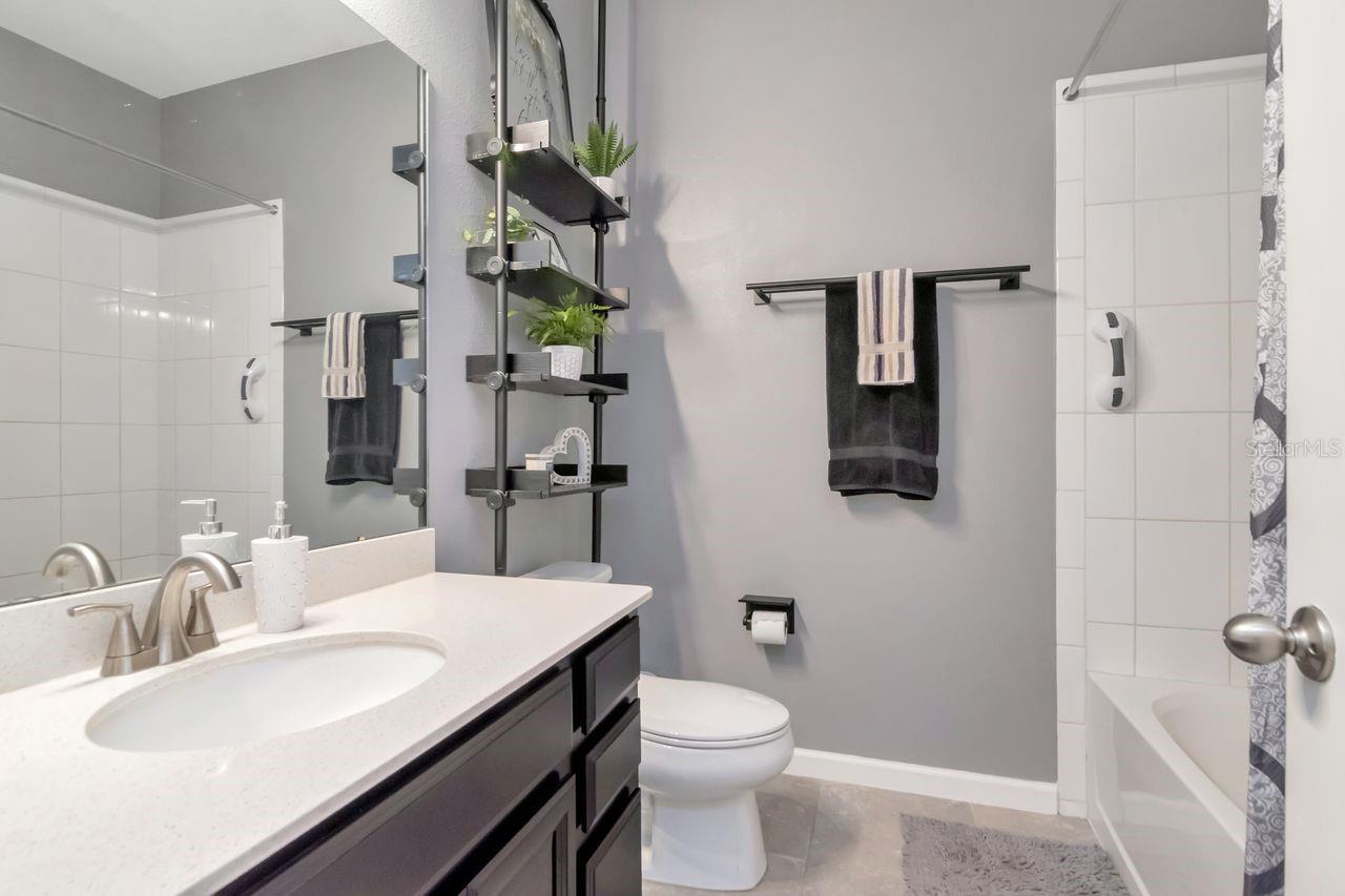 10455 HERON HIDEAWAY LOOP