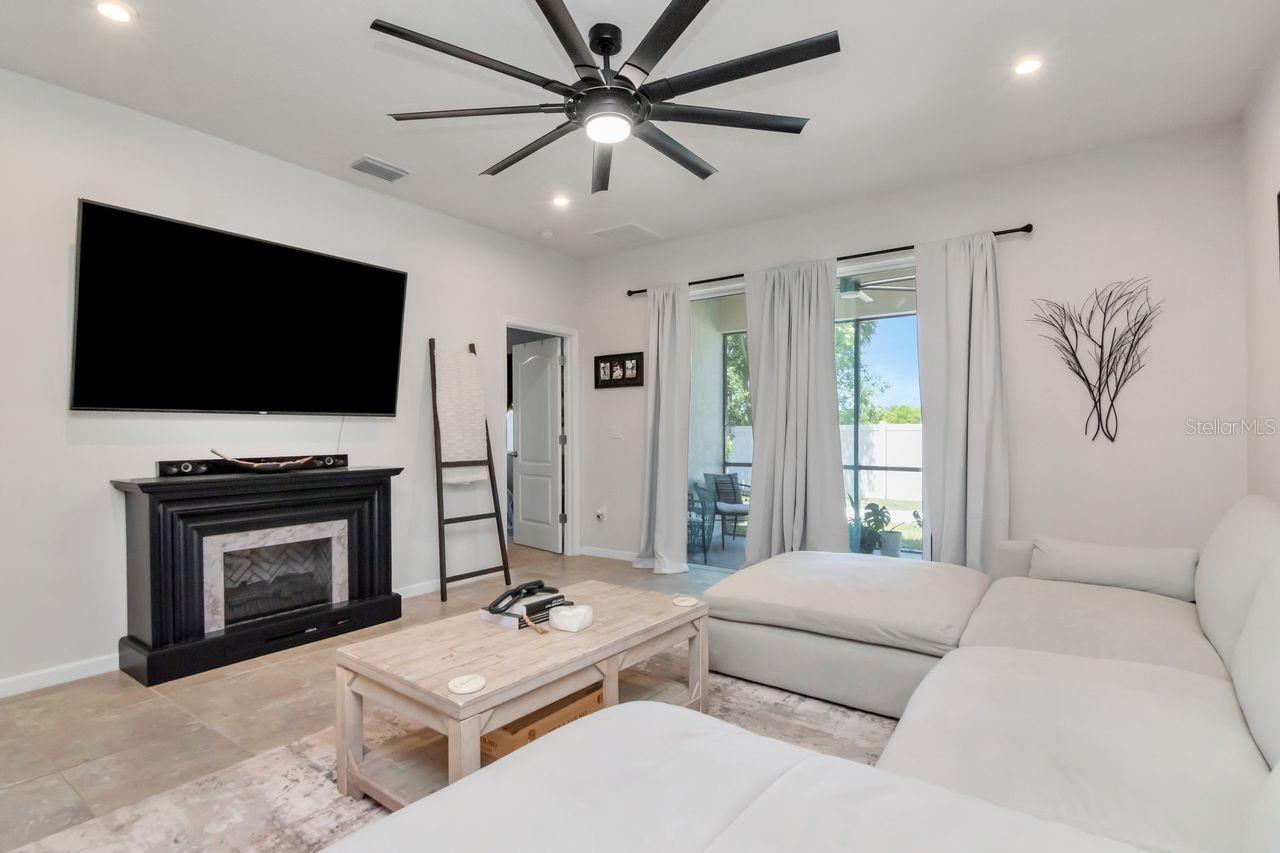 10455 HERON HIDEAWAY LOOP