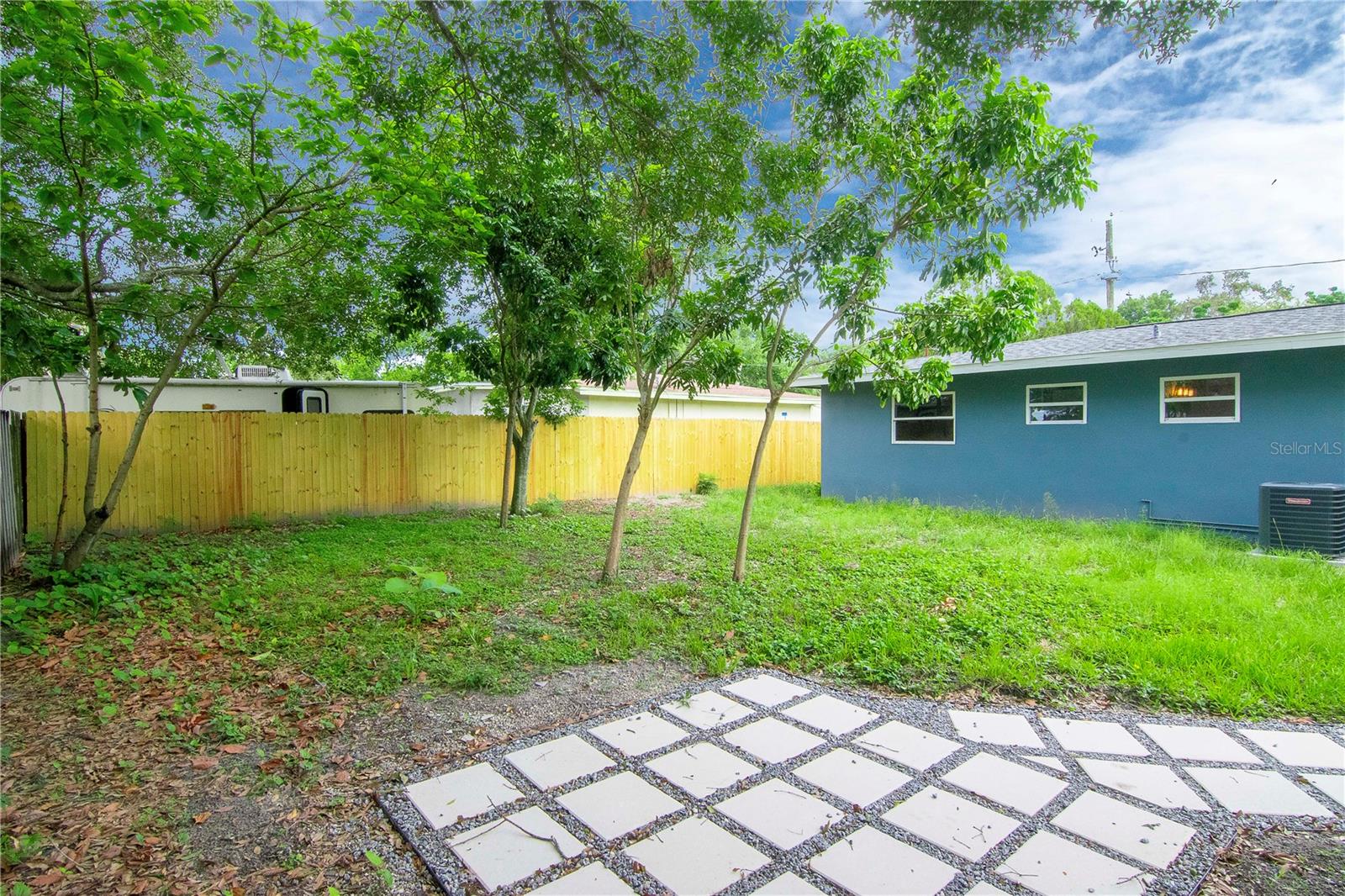 3708 W TYSON AVE