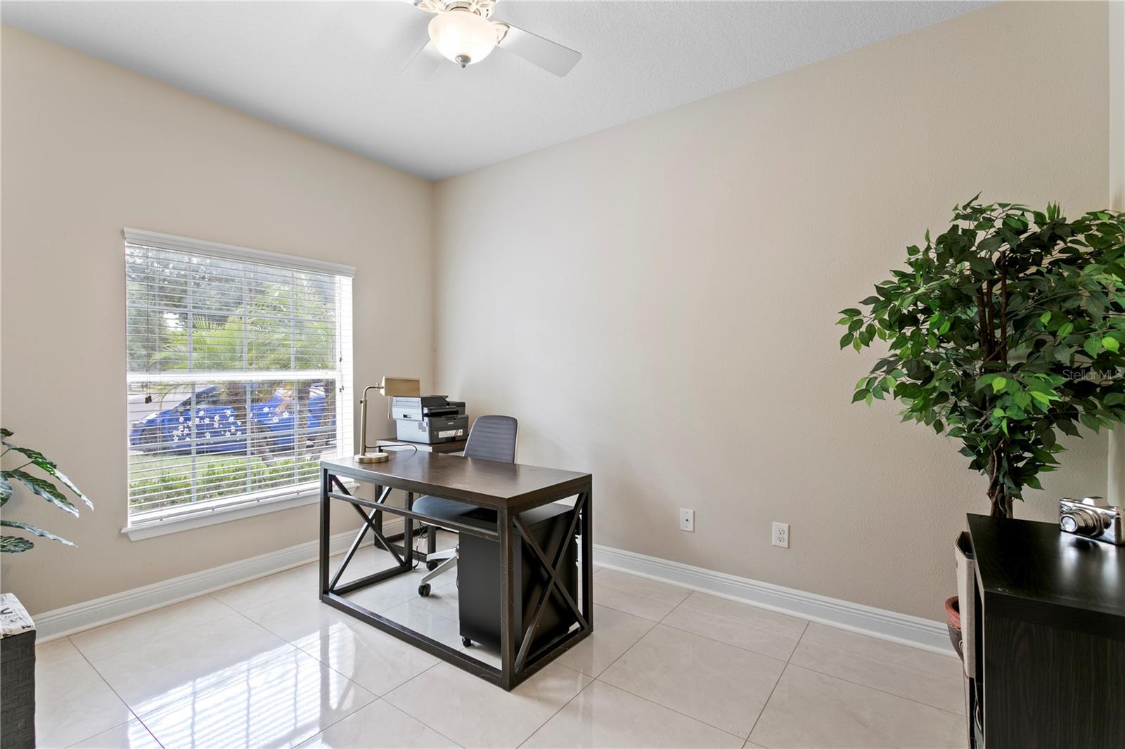 2837 MAPLE BROOK LOOP