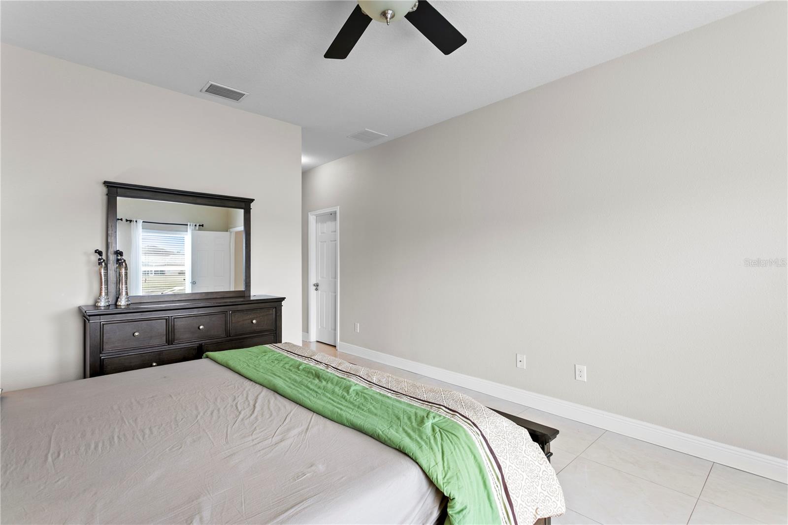 2837 MAPLE BROOK LOOP