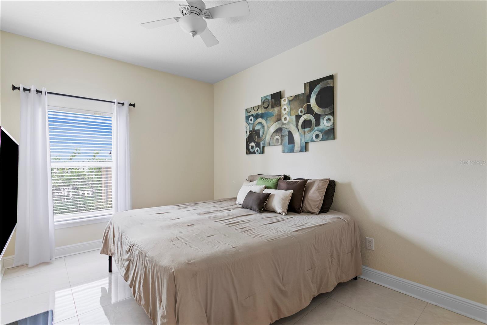 2837 MAPLE BROOK LOOP