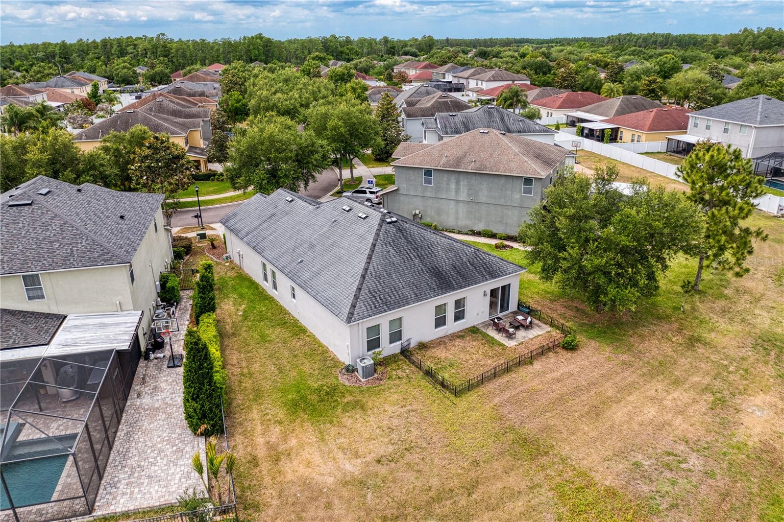 2837 MAPLE BROOK LOOP