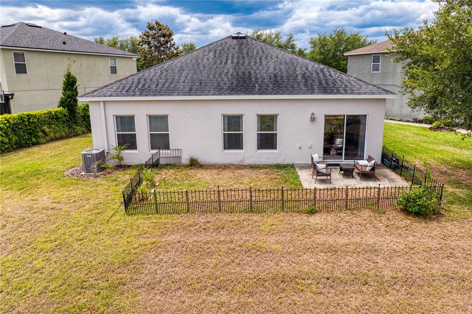 2837 MAPLE BROOK LOOP