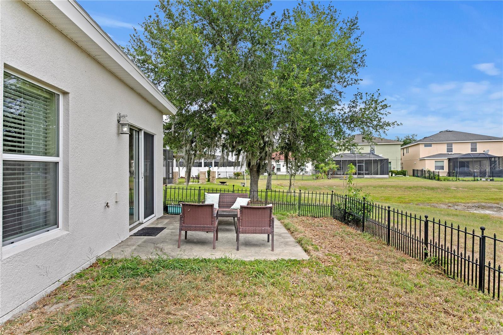 2837 MAPLE BROOK LOOP