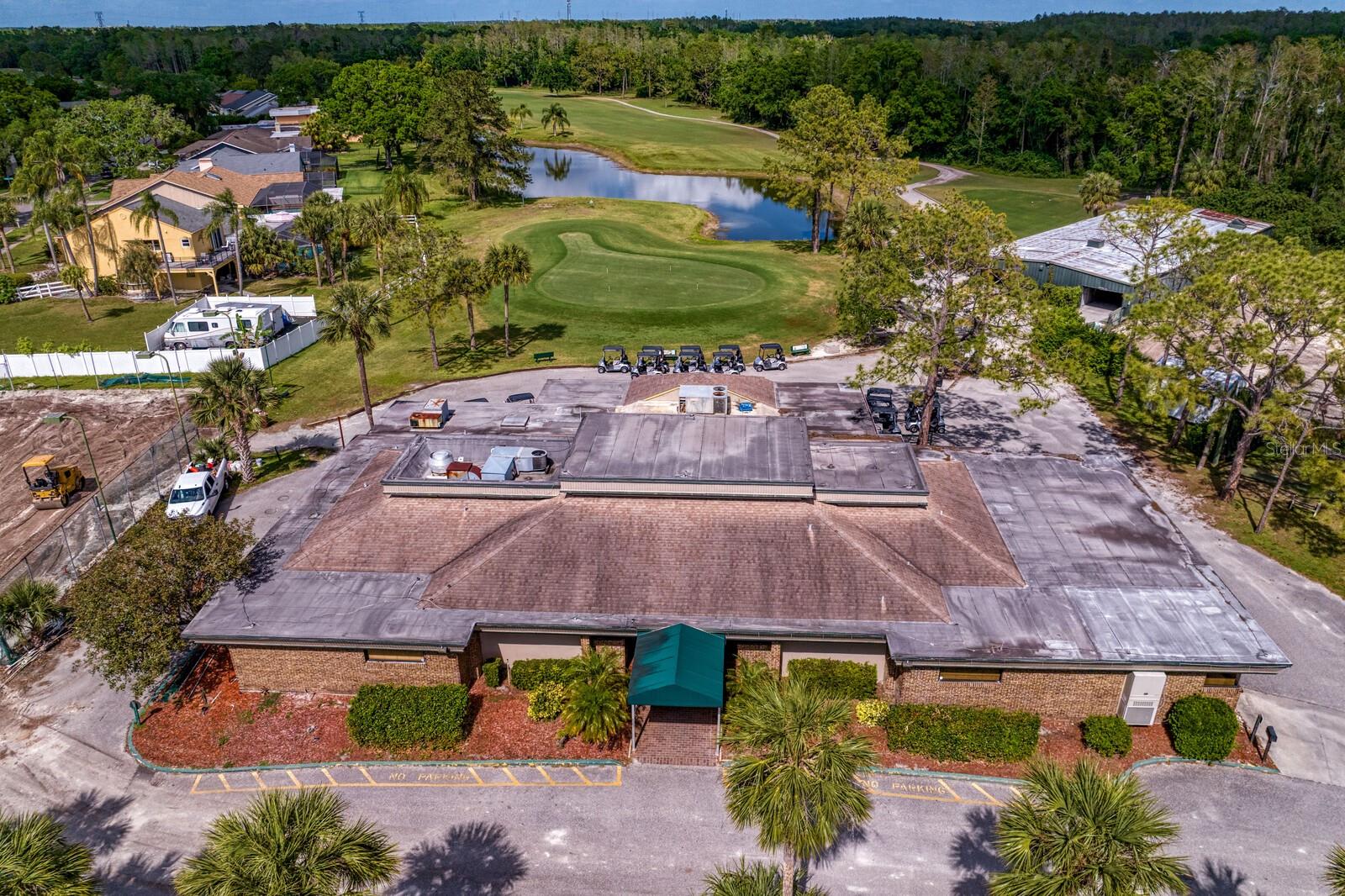 16701 E COURSE DR
