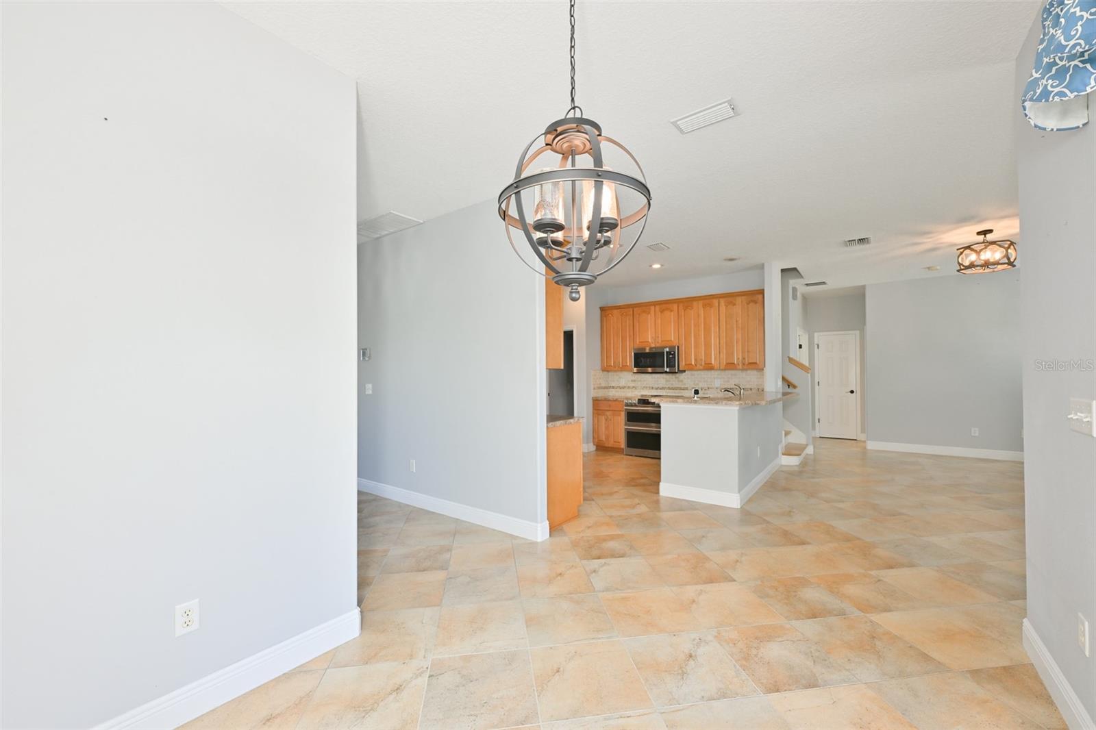 12206 CITRUS LEAF DR