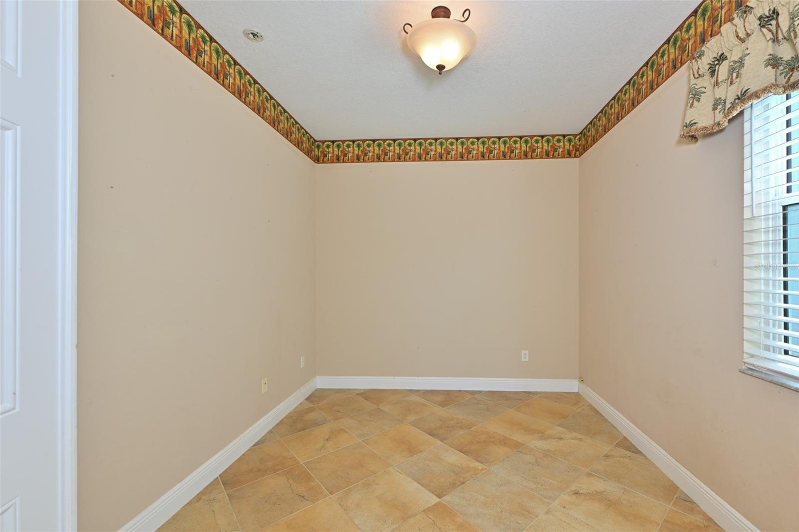 12206 CITRUS LEAF DR