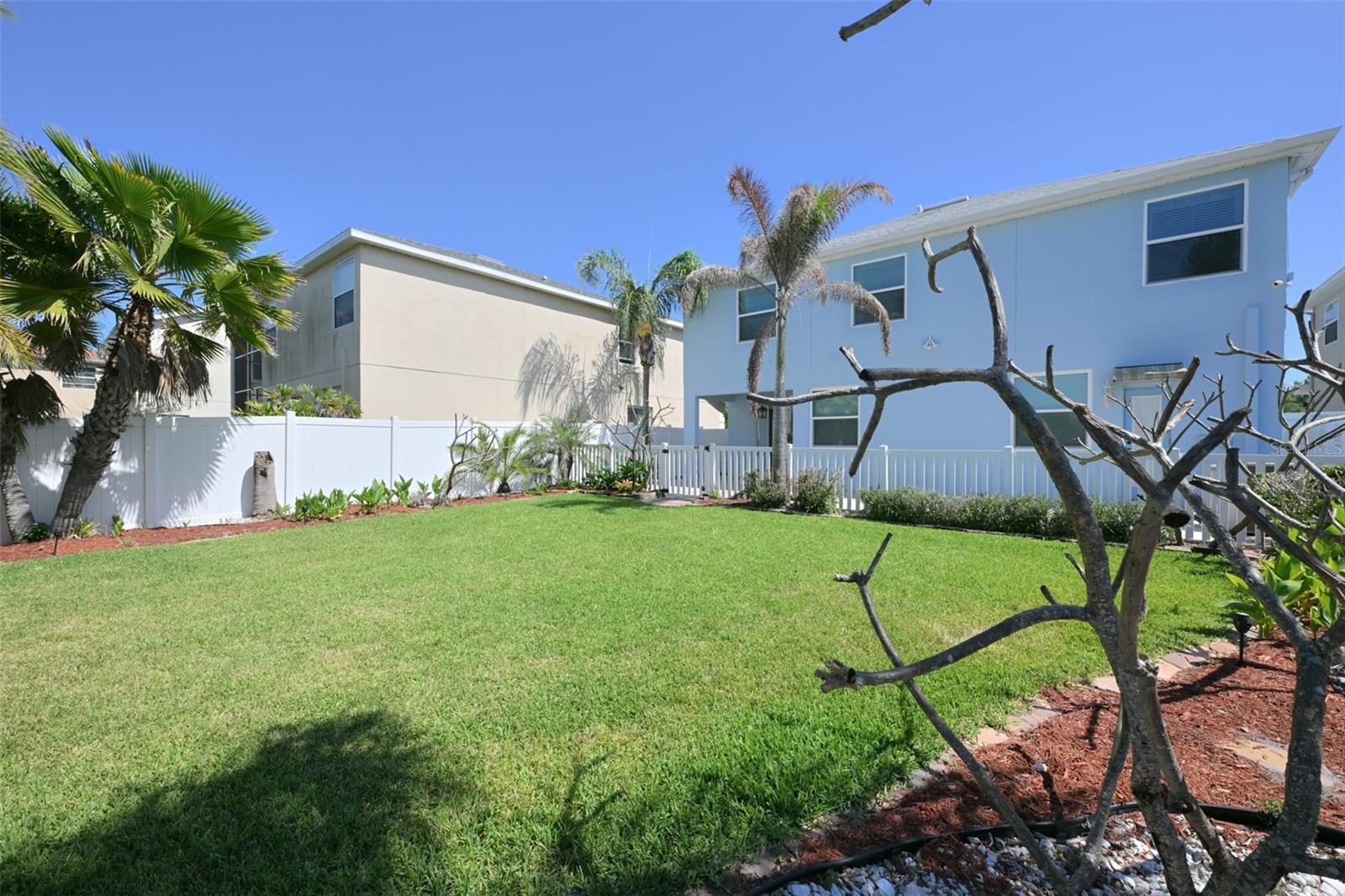 12206 CITRUS LEAF DR