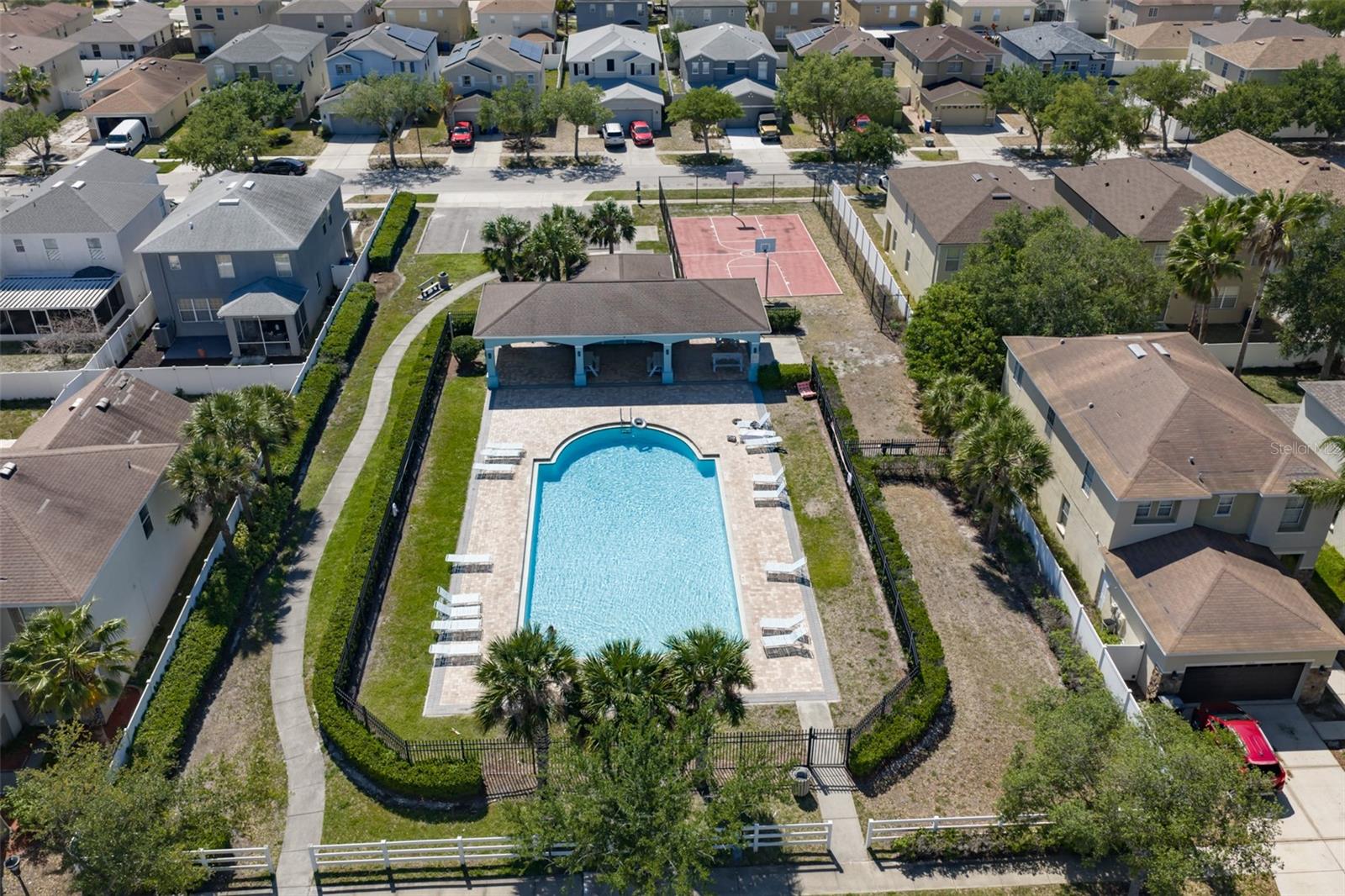 12206 CITRUS LEAF DR