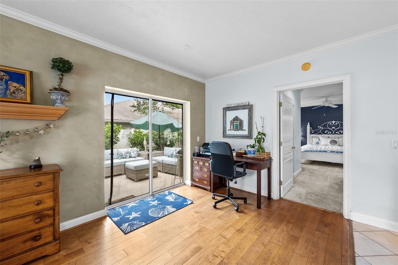 3217 W BAY AVE